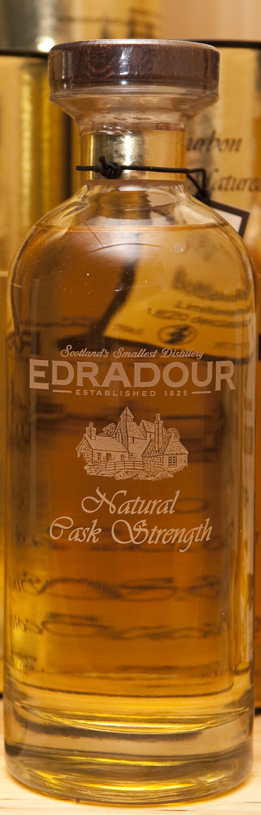 Billede: edradour - natural cask strength - bottle.jpg