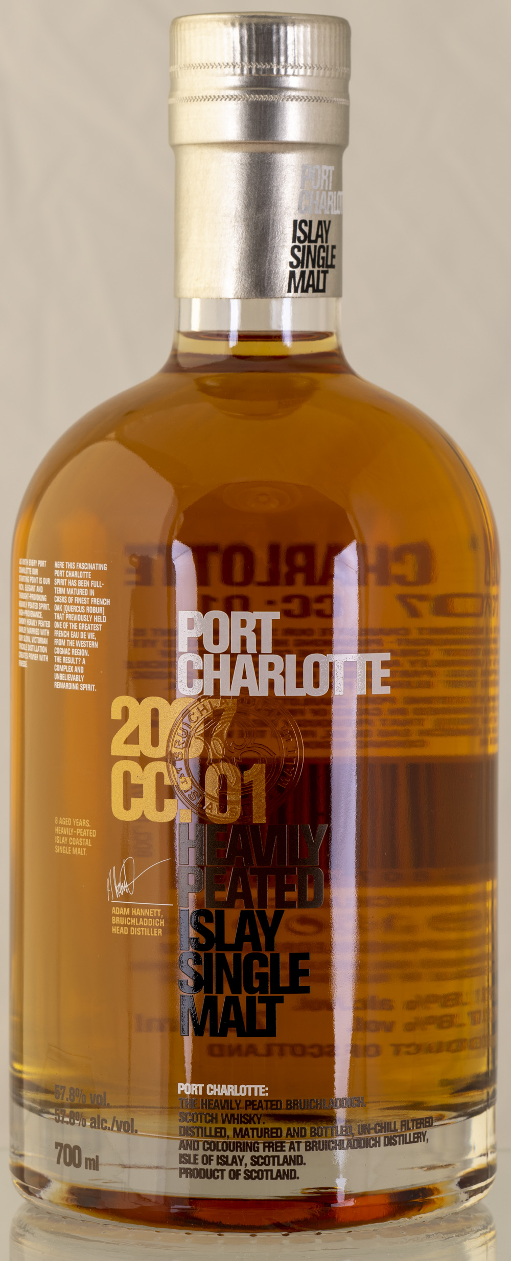 Billede: PHC_2291 - Port Charlotte 2007 CC01 - bottle front.jpg