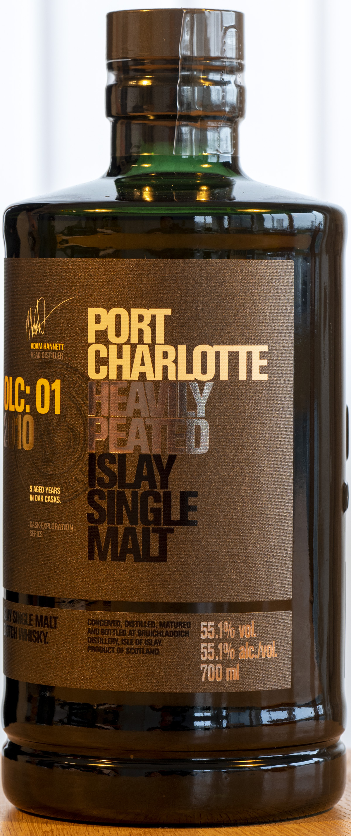 Billede: PHC_3922 - Port Charlotte OLC01 2010 - bottle front.jpg