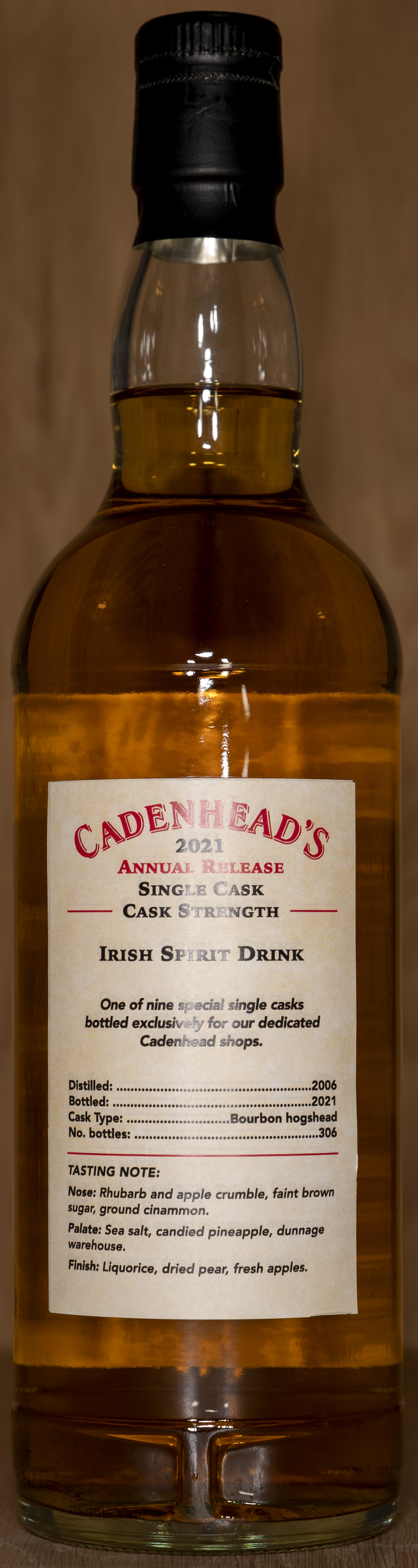 Billede: DSC_5001 - Cadenheads Whisky Shop Milan - Irish Spirit Drink 15 years - bottle back.jpg