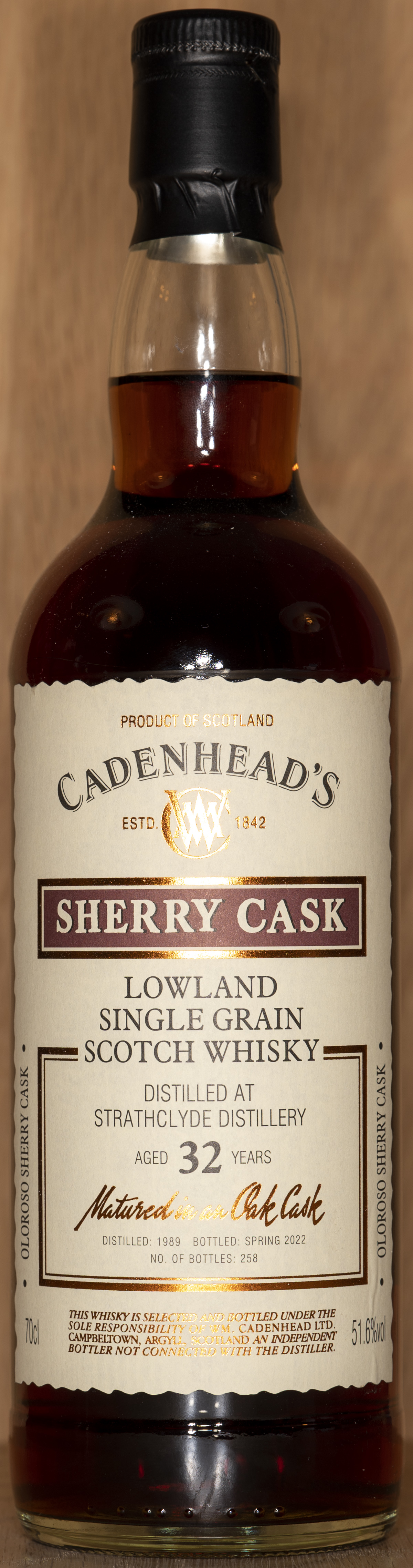 Billede: DSC_5033 - Cadenheads Sherry Cask Strathclyde 32 - bottle front.jpg