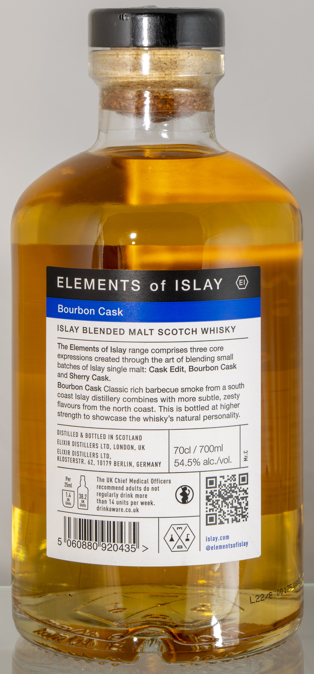Billede: D85_8317 - Elements of Islay - Bourbon Cask - bottle back.jpg