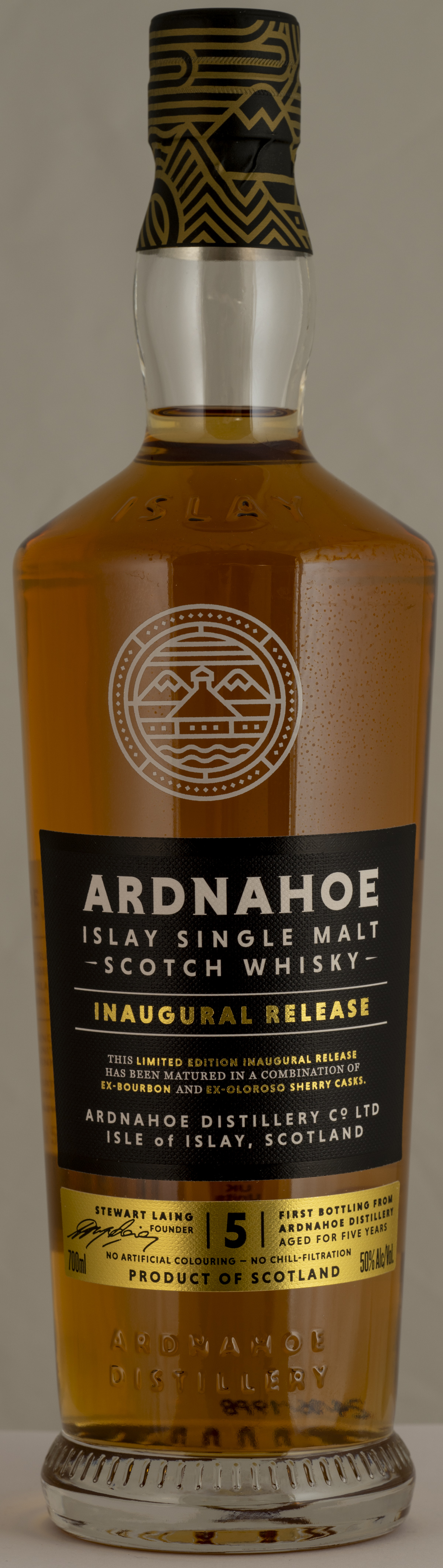 Billede: NZ8_6450 - Ardnahoe Inagural Release - bottle front.jpg