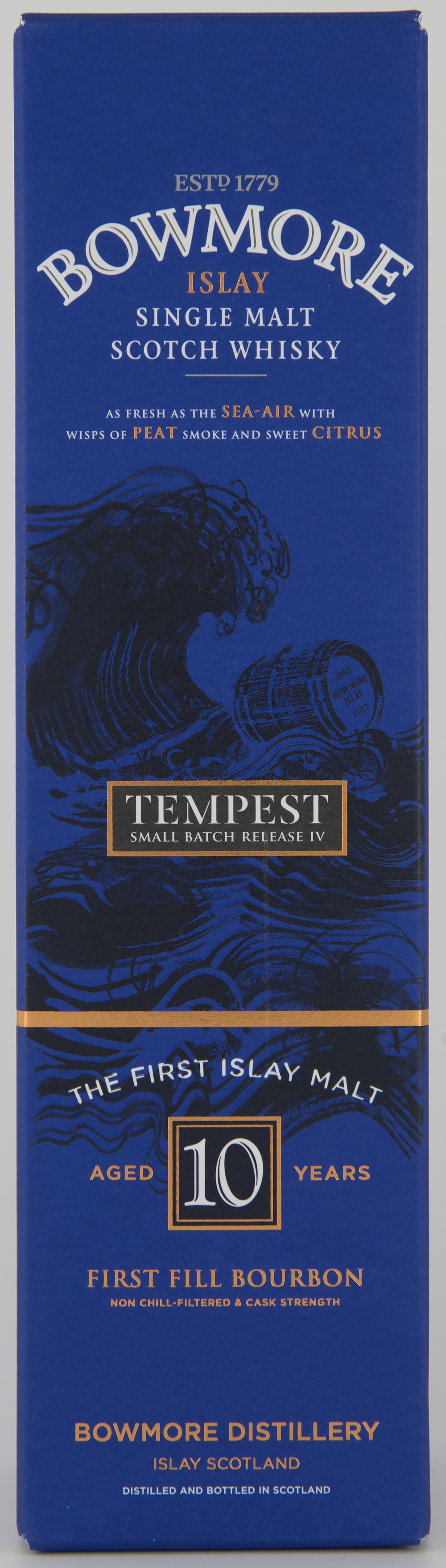 Billede: DSC_3203 Bowmore Tempest Batch IV - box front.jpg
